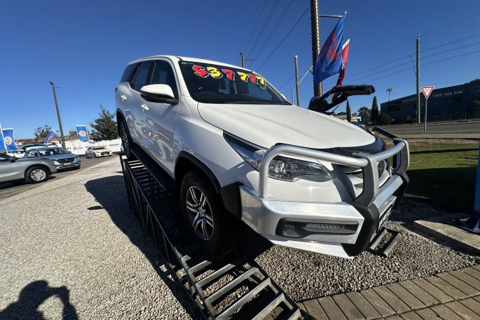 2020 TOYOTA FORTUNER