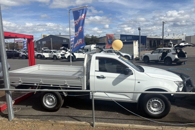 2021 ISUZU D-MAX SX (4x2) HIGH-RIDE