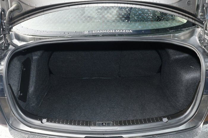 2013 Mazda 3 Neo