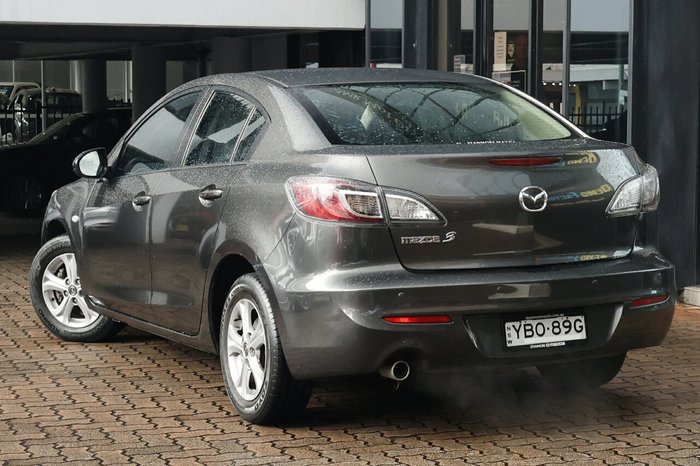 2013 Mazda 3 Neo