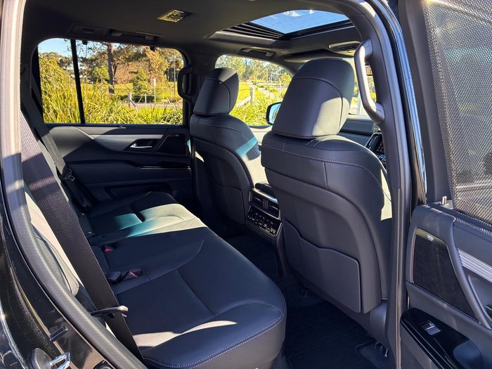 2026 Lexus LX 700h F Sport