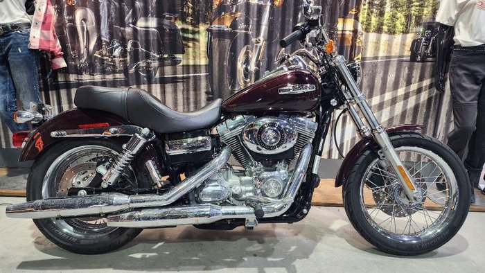 2007 Harley-Davidson Dyna Super Glide Custom 1584 (FXDC)