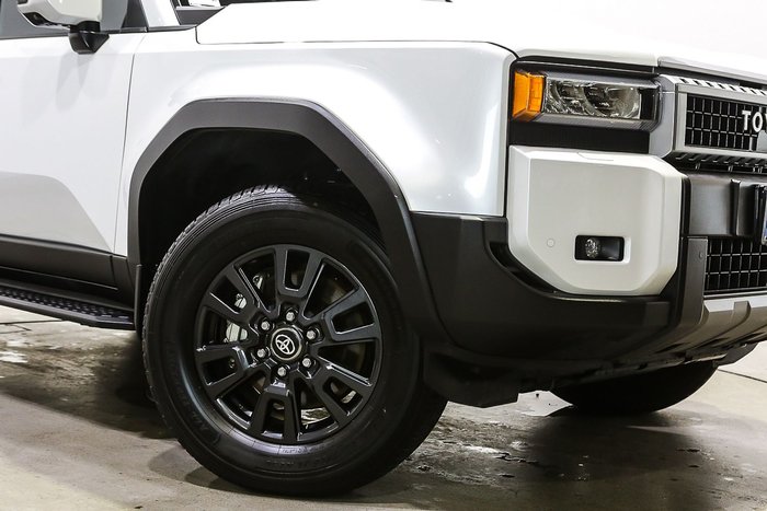 2024 Toyota Landcruiser Prado GXL