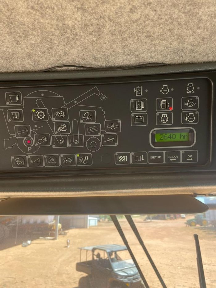 2013 Gleaner S78 & 2021 9340 Dynaflex Front