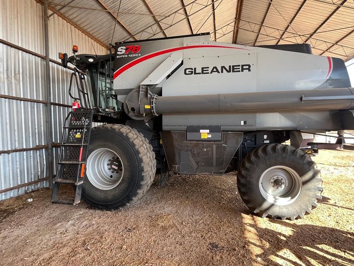 2013 Gleaner S78 & 2021 9340 Dynaflex Front