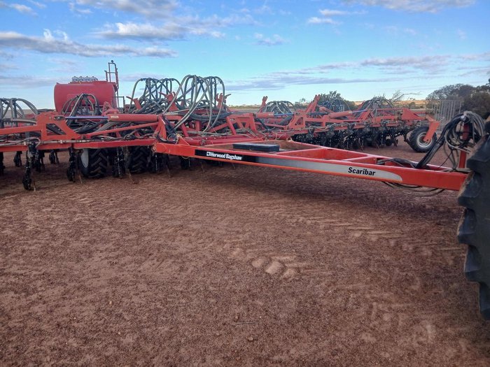 2004 Horwood Bagshaw Scaribar