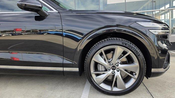 2025 Genesis GV70 2.5T SIGNATURE