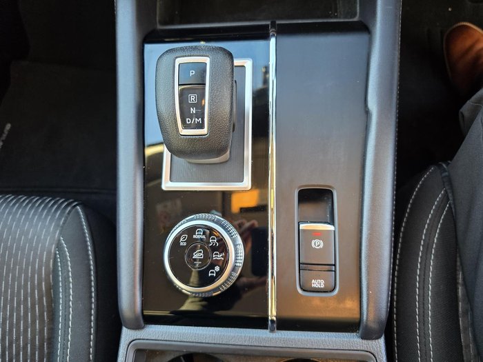2023 Mitsubishi Outlander ES