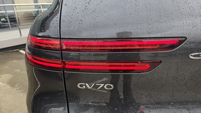 2025 Genesis GV70 3.5T SIGNATURE