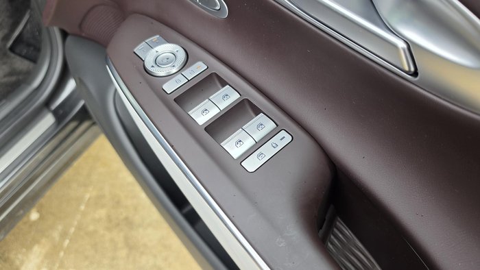 2025 Genesis GV70 3.5T SIGNATURE
