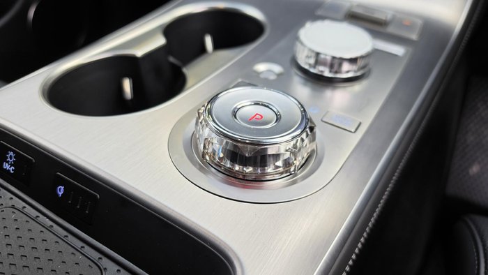 2024 Genesis GV70 3.5T SIGNATURE