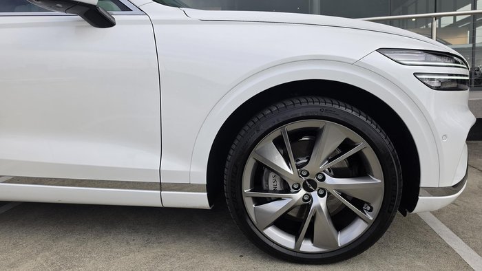 2025 Genesis GV70 2.5T SIGNATURE