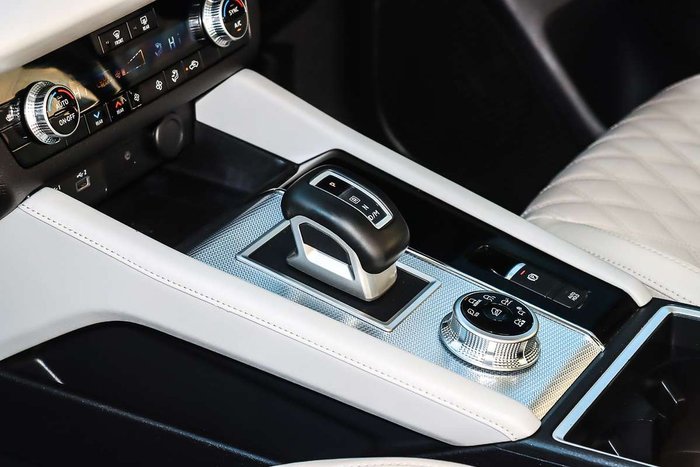 2022 Mitsubishi Outlander Exceed