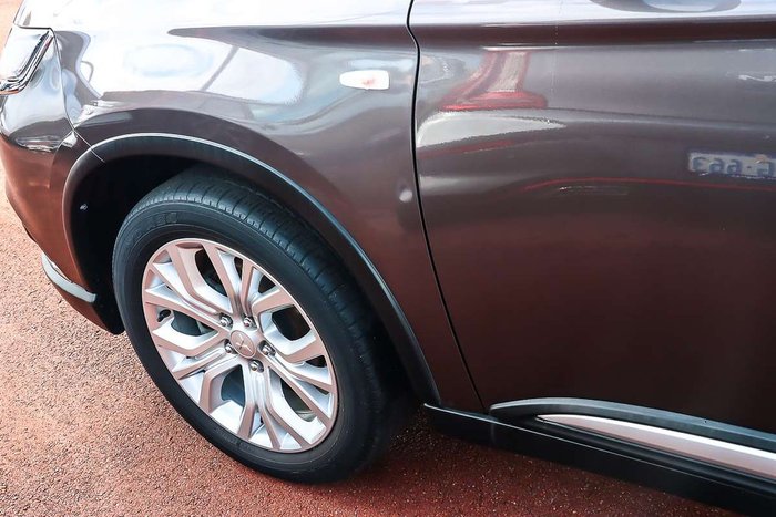 2020 Mitsubishi Outlander ES
