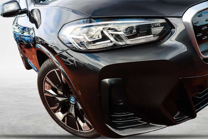 2022 BMW iX3