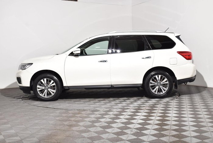2019 Nissan Pathfinder ST