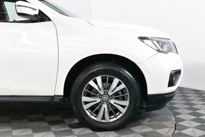 2019 Nissan Pathfinder ST