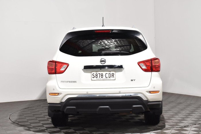 2019 Nissan Pathfinder ST