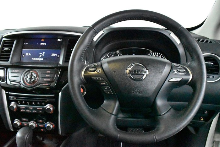 2019 Nissan Pathfinder ST