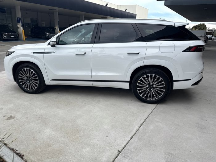2026 Jaecoo J8