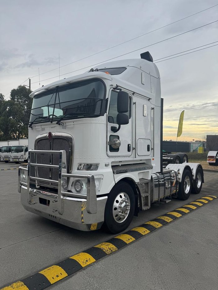 2023 Kenworth K200