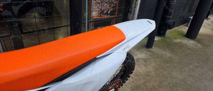 2023 KTM 300 SX SX White