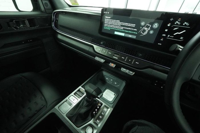 2025 Kia Tasman SX+