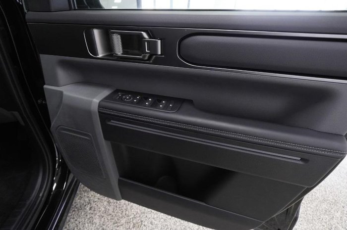2025 Kia Tasman SX+