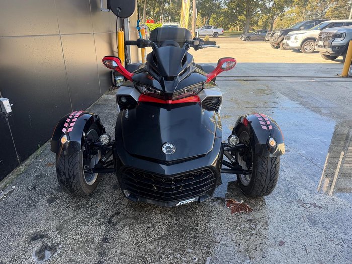 2016 Can-Am Spyder F3 SM6 Spyder F3 Black