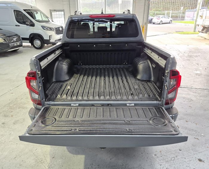 2023 Nissan Navara PRO-4X
