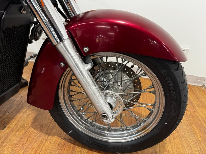 2004 Honda VT750C SHADOW RED