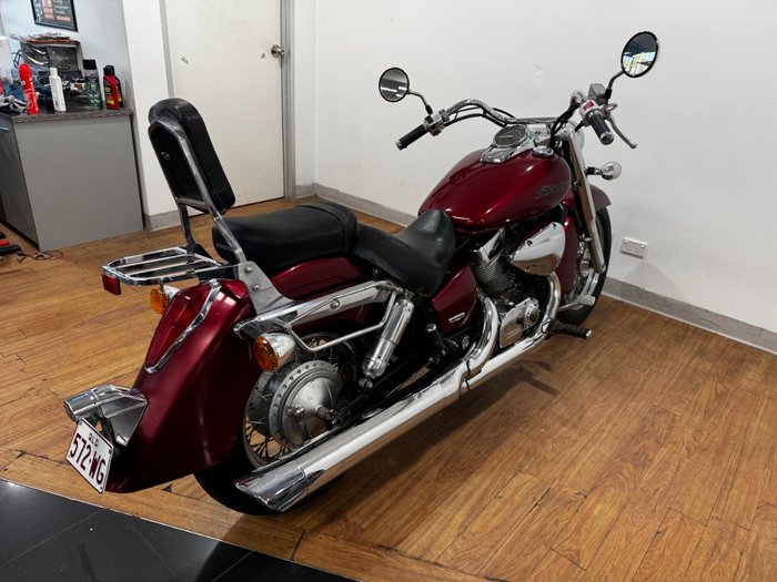 2004 Honda VT750C SHADOW RED
