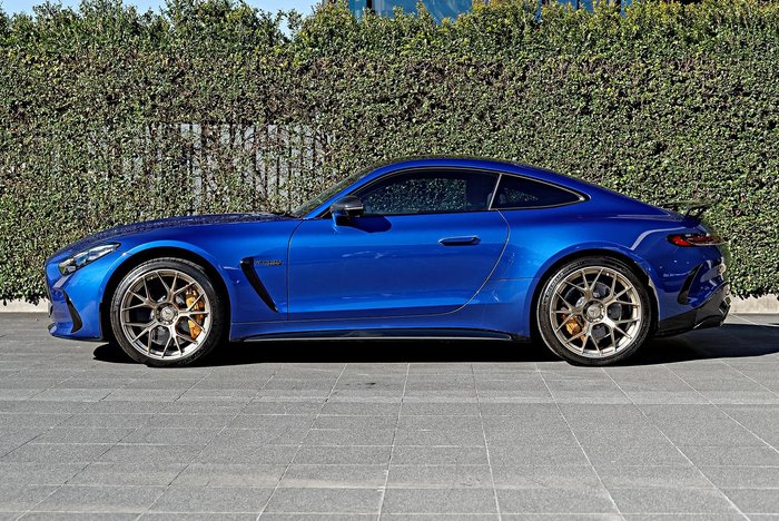 2025 Mercedes-Benz AMG GT 63