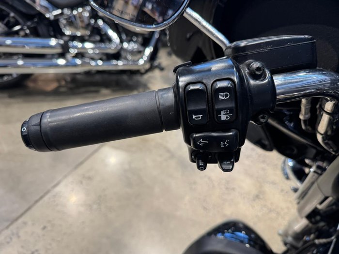 2016 Harley-Davidson Ultra Limited 103 (FLHTK) Touring Black