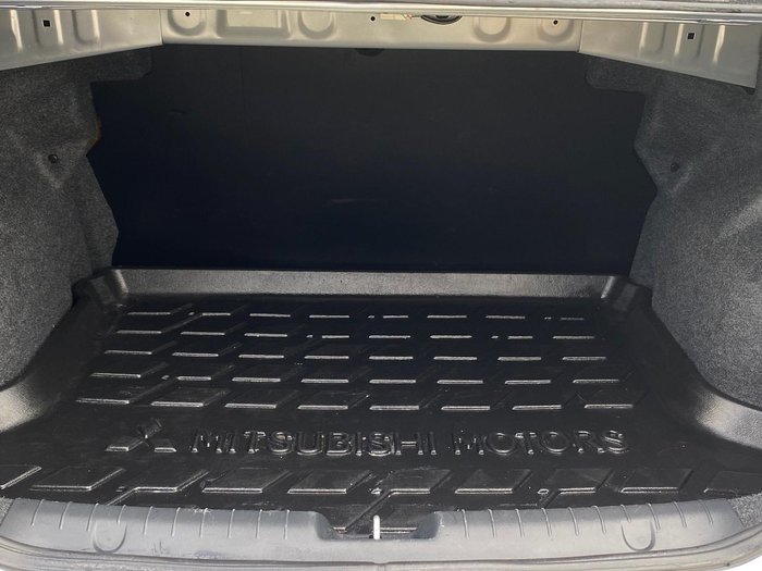2015 Mitsubishi Mirage LS