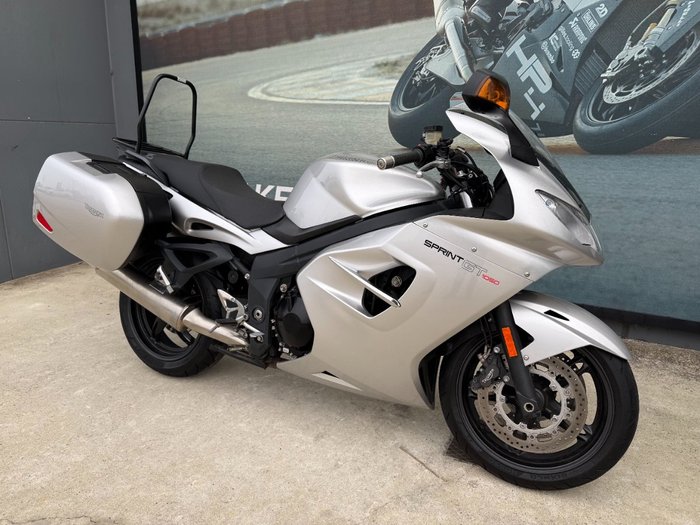 2011 Triumph SPRINT GT