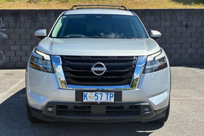 2022 Nissan Pathfinder ST-L