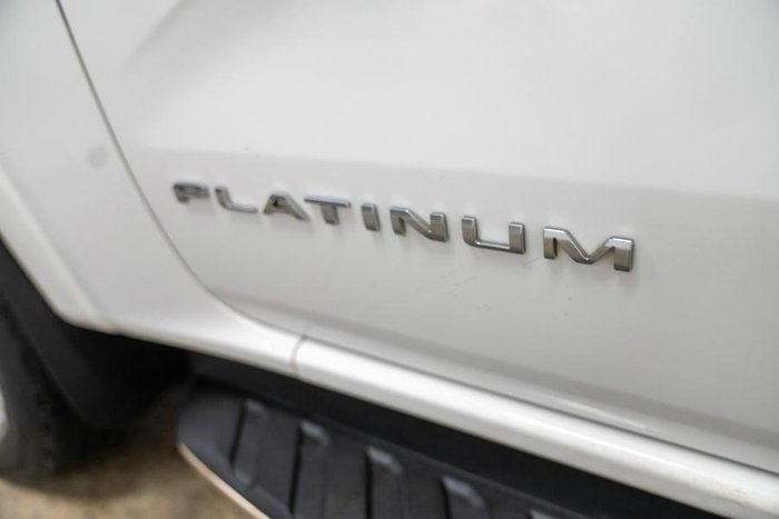 2022 Ford Everest Platinum