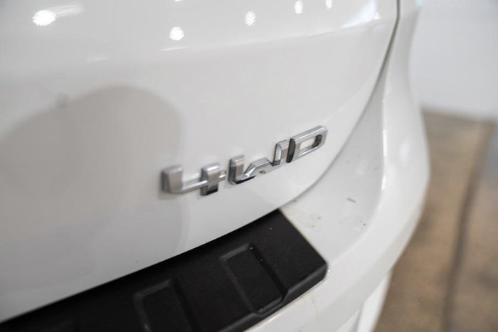 2022 Ford Everest Platinum