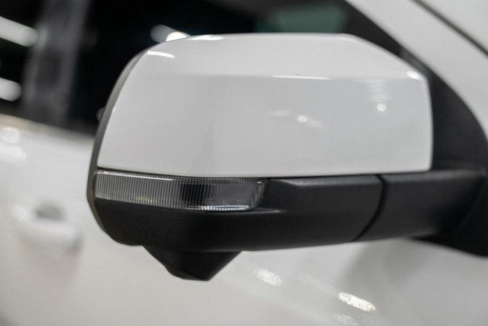2022 Ford Everest Platinum