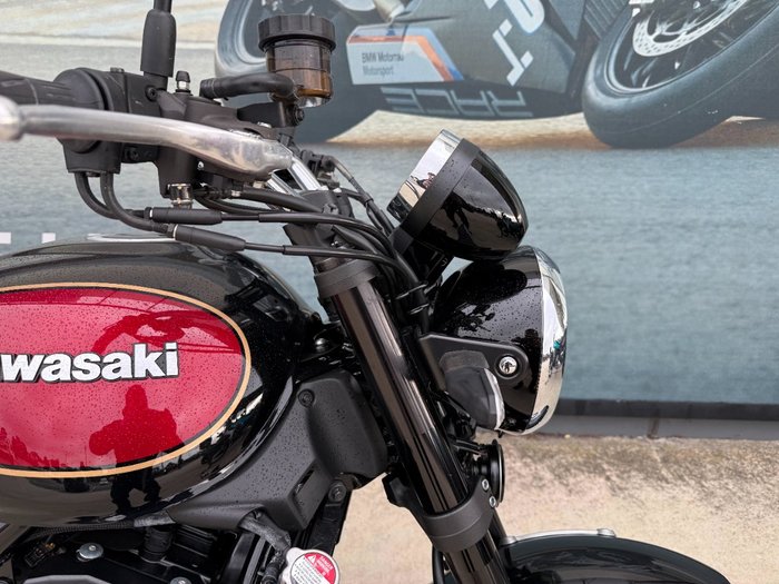 2022 Kawasaki Z900RS (ZR900C) Black