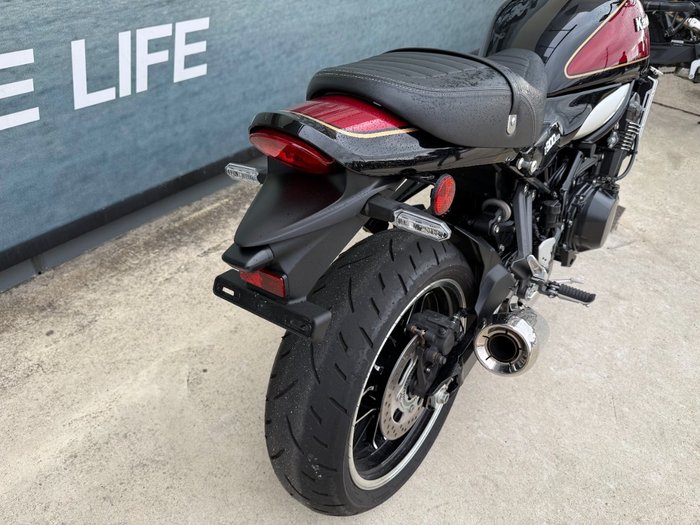 2022 Kawasaki Z900RS (ZR900C) Black