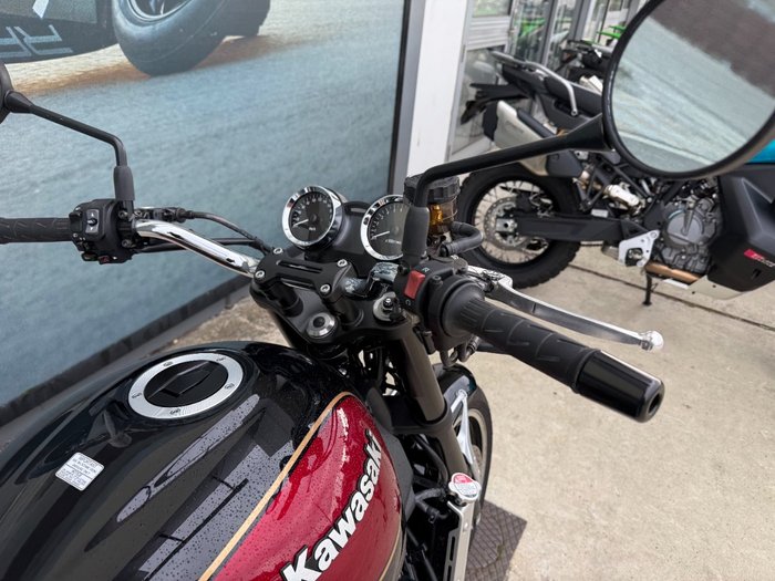 2022 Kawasaki Z900RS (ZR900C) Black