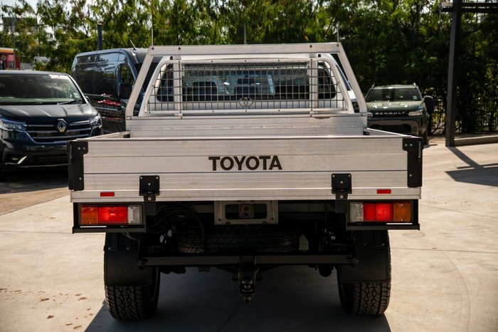 2013 Toyota Hilux SR