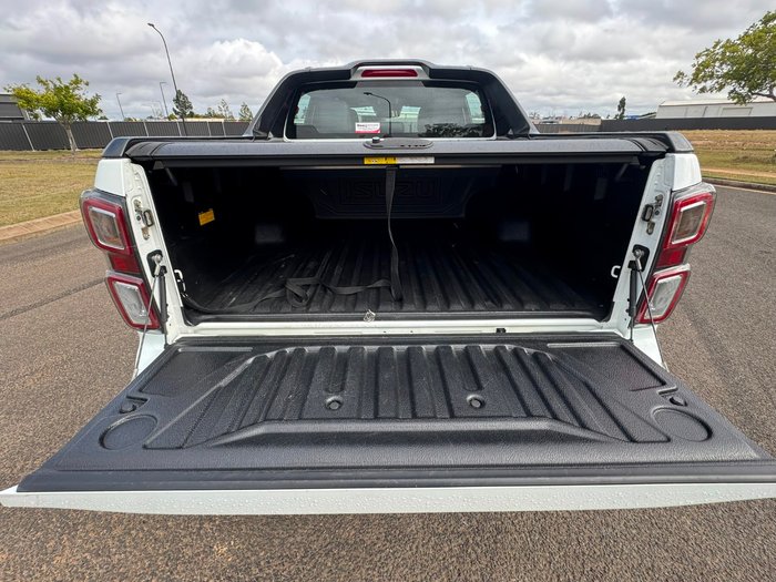 2023 Isuzu D-MAX X-TERRAIN