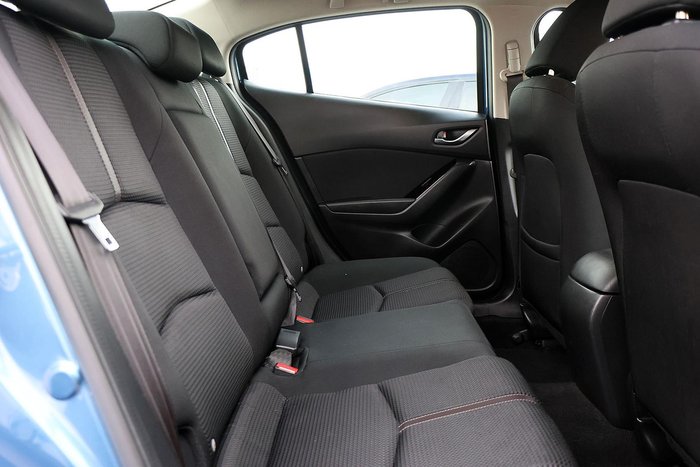 2017 Mazda 3 Maxx
