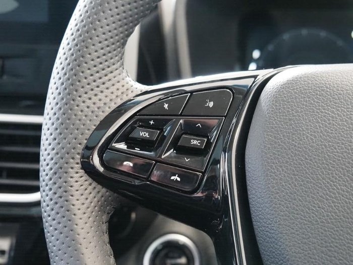 2025 Mahindra XUV3XO AX7L