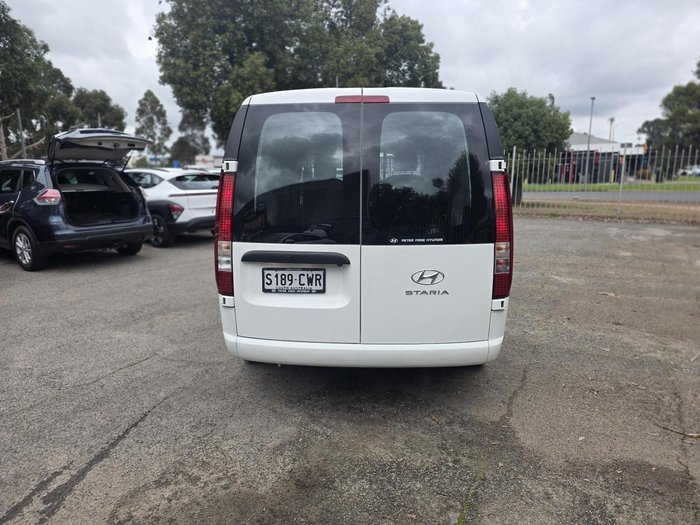 2023 Hyundai STARIA LOAD