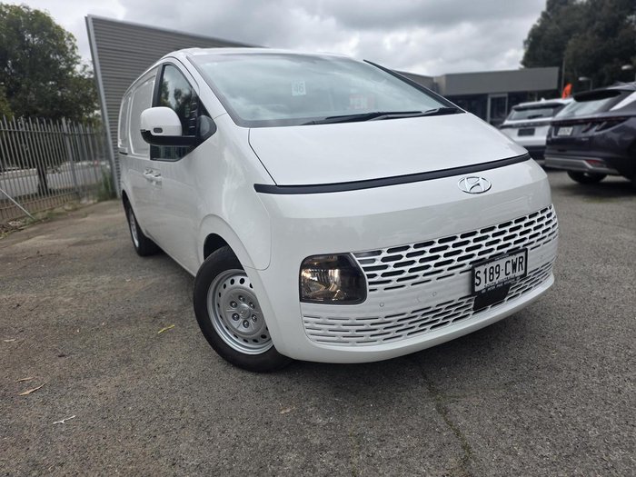 2023 Hyundai STARIA LOAD