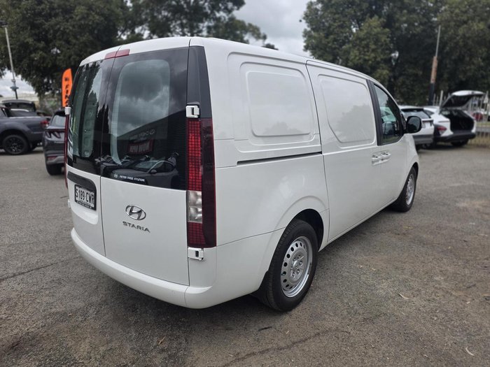 2023 Hyundai STARIA LOAD